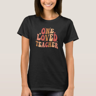 Vintage School Teacher Loved Educator Heart Groovy T-Shirt