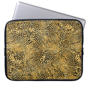 Vintage seamless ethnic spotted animal pattern. Bo Laptop Sleeve