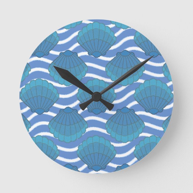 Vintage Seashell And Waves Pattern Round Clock (Front)