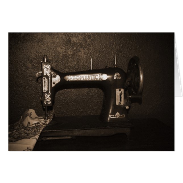 Vintage Sewing Machine (Front Horizontal)