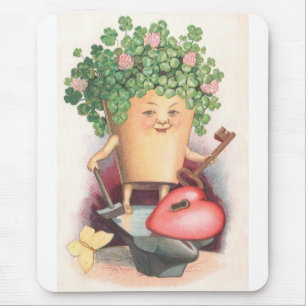 Vintage Shamrock Heart and Key St Patrick's Day Mouse Pad