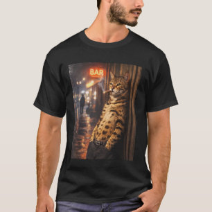 Vintage Style Drifter Bengal Cat Smoking Cigar Ret T-Shirt