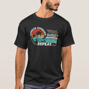 Vintage Surfer Retro Surfing Beach Summer Vacation T-Shirt