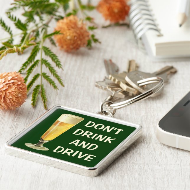 Vintage Tall Frosty Draft Beer, Alcohol Beverage Keychain (Side)