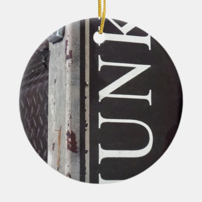 Vintage Tow Truck JUNK SIGN Ceramic Ornament (Front)