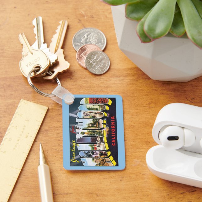 Vintage Travel Greetings from Hollywood California Keychain (Desk)