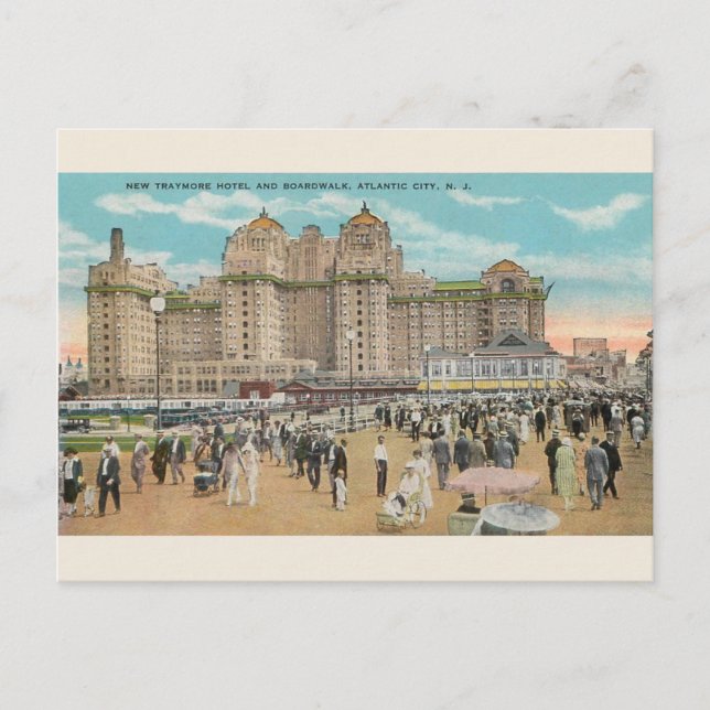 Vintage Traymore Hotel Atlantic City Postcard (Front)