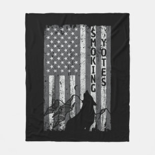 Vintage US Flag Coyote Hunting Hunter Tee Hunters Fleece Blanket