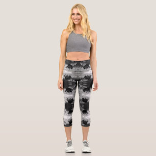 Vintage USA Alaska Eskimo hunters Capri Leggings