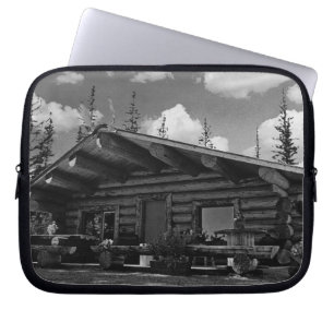 Vintage USA Alaska Modern alaskan log cabin Case-M Laptop Sleeve