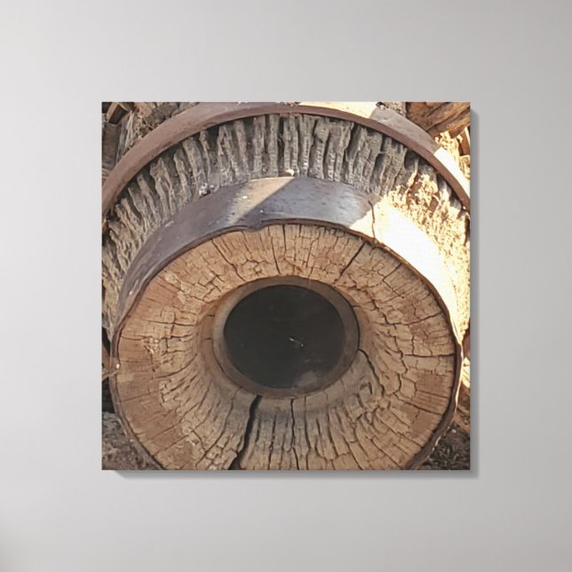 Vintage Wagon Wheel Rustic Photo Canvas Print (Front)