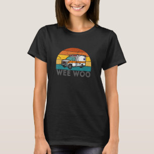 vintage Wee Woo Ambulance AMR Funny EMS EMT Parame T-Shirt