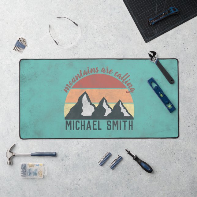 Vintages pastels montagnes appellent monogram (Poste de travail)