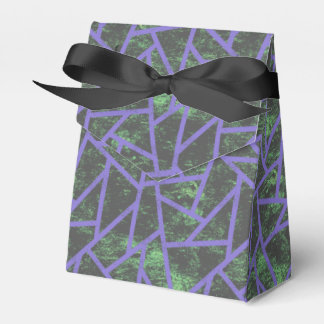 Violet and green mosaic pattern favor box