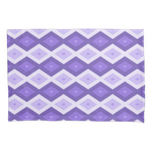 Violet diamond pattern pillowcase