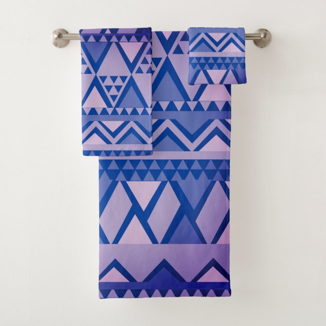 Violet Motif d'art tribal simple (En situation)