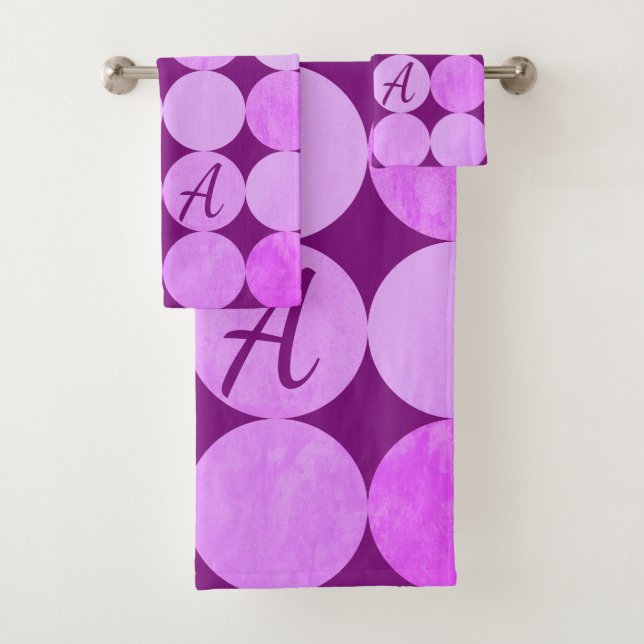 Violet, Purple Magenta & Pink Circles Monogram Bath Towel Set (Insitu)