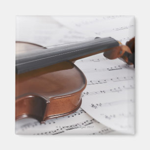 Violin and sheet music magnet