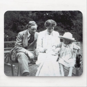 Virginia Woolf with Clive and Julian Bell, 1910 Mouse Pad