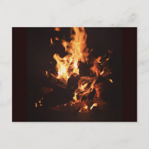 Visage dans la carte postale Flames