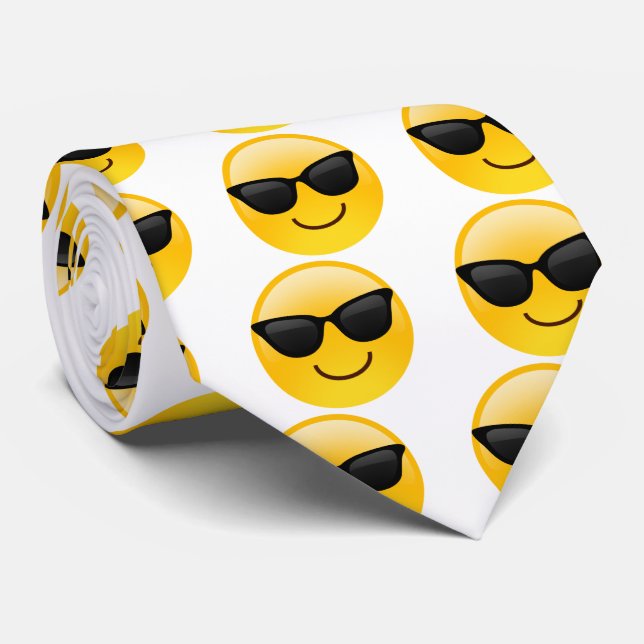 Visage de sourire avec la cravate fraîche d'Emoji (Roulé)