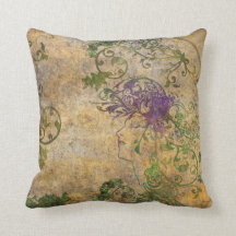 Visage vintage et coussin décoratif d'arabesques
