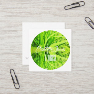 Visite Carré Carte de réflexion d'herbe verte fraîche et lumine