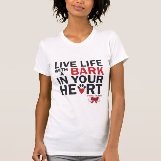 Vivez la vie avec un T-shirt féminin d'écorce