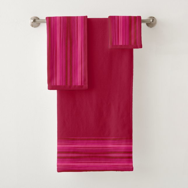 Vivid Fuschia Bath Towel Set (Insitu)