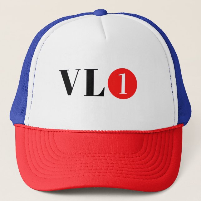 vlone essential hat (v l one). (Front)