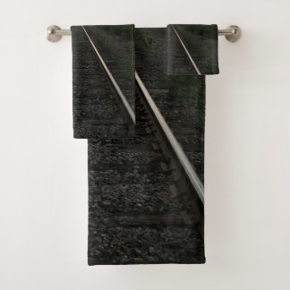 Voies à travers les arbres