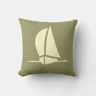 voilier crème sur coussin kaki