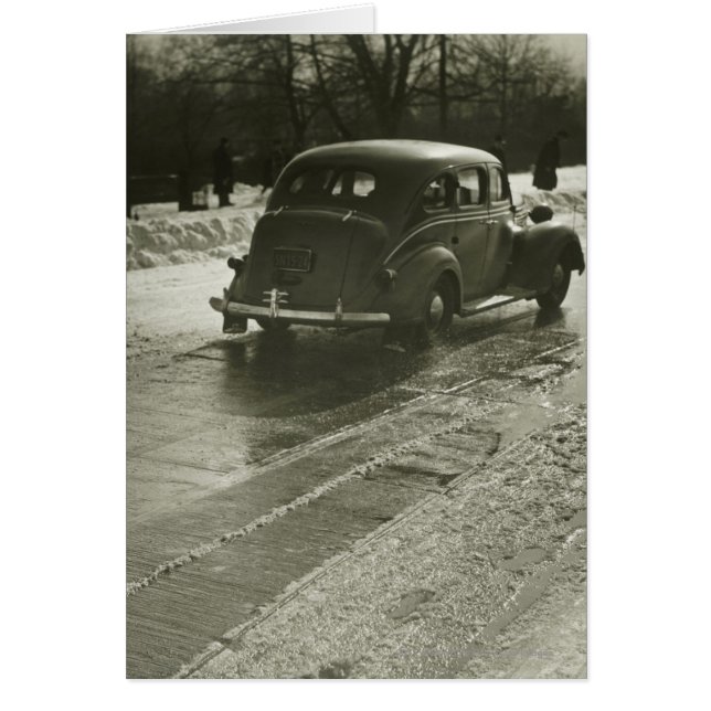 Voiture sur route (Devant)