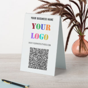 Votre code QR et le logo de l'entreprise Signe de 
