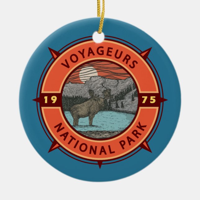 Voyageurs National Park Moose Retro Compass Emblem Ceramic Ornament (Front)