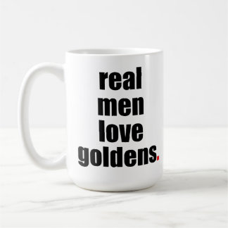 Vraie tasse de Goldens d'amour d'hommes