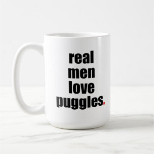 Vraie tasse de Puggles d'amour d'hommes