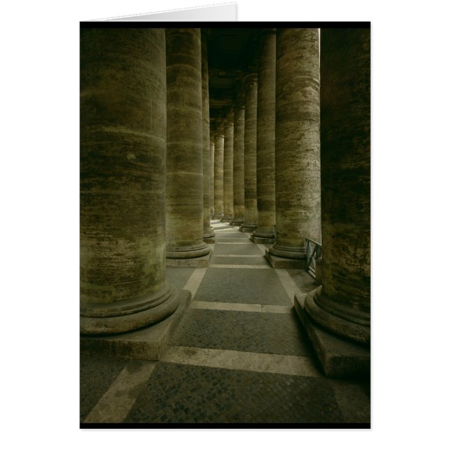Vue à l'intérieur de la colonnade (Devant)