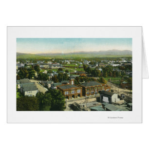 Vue aérienne de la ville, de la caserne d'incendie