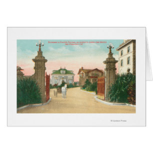 Vue de l'entrée à la terrasse de Presidio