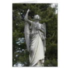 Vue d'un ange en pierre