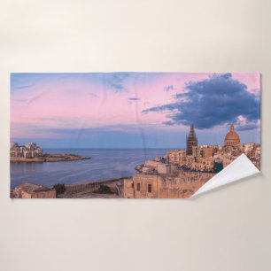 Vue panoramique du coucher de soleil sur La Valett