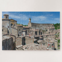 Vue pittoresque sur Sorano, Toscane Jigsaw Puzzle