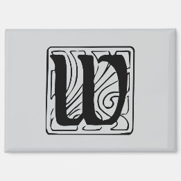 W Monogram black Magnet