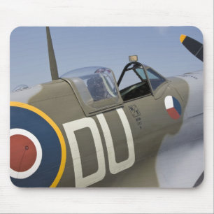 WA, Arlington, Arlington Fly-in, World War II 5 Mouse Pad