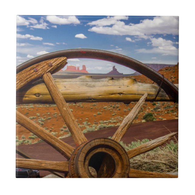 Wagon wheel close up, Arizona Tile (Front)