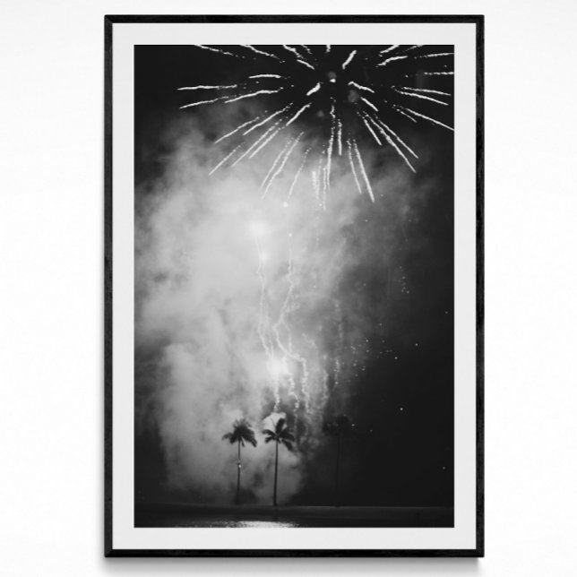 Waikiki Fireworks Photography Poster (Creator Uploaded)
