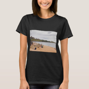 Waiting for the sun to shine T-Shirt