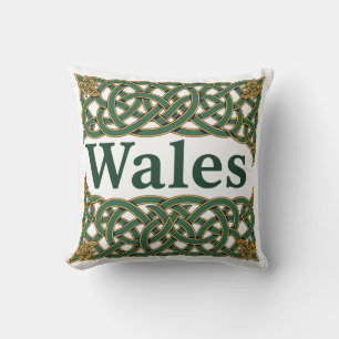 Wales Heraldic Celtic Knotwork Throw Pillow