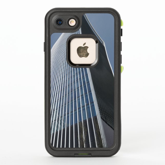 Walkie Talkie Building  FRĒ® for Apple iPhone 7 (Back)